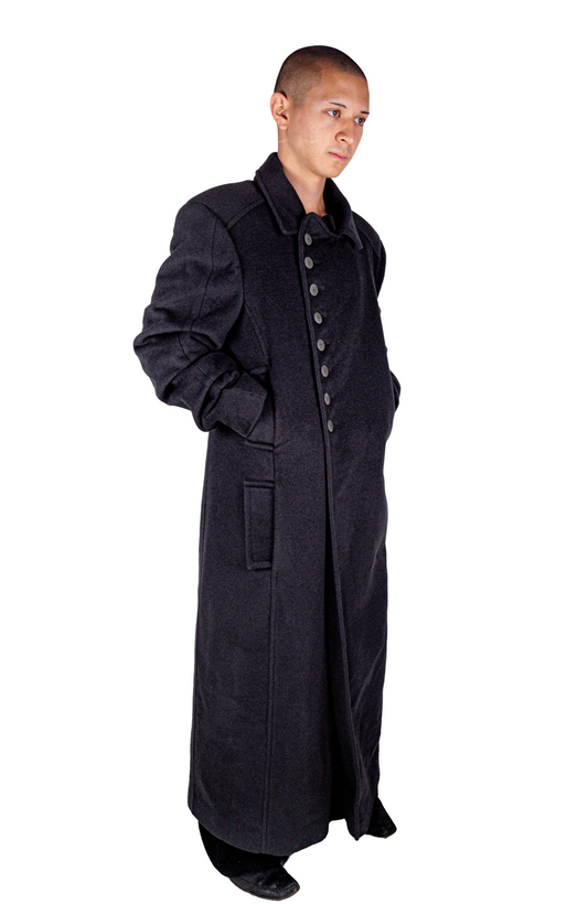 Stacked sleeves wool overcoat