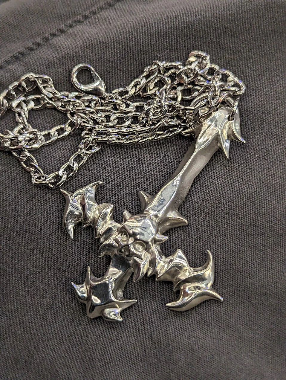 Skull pendant
